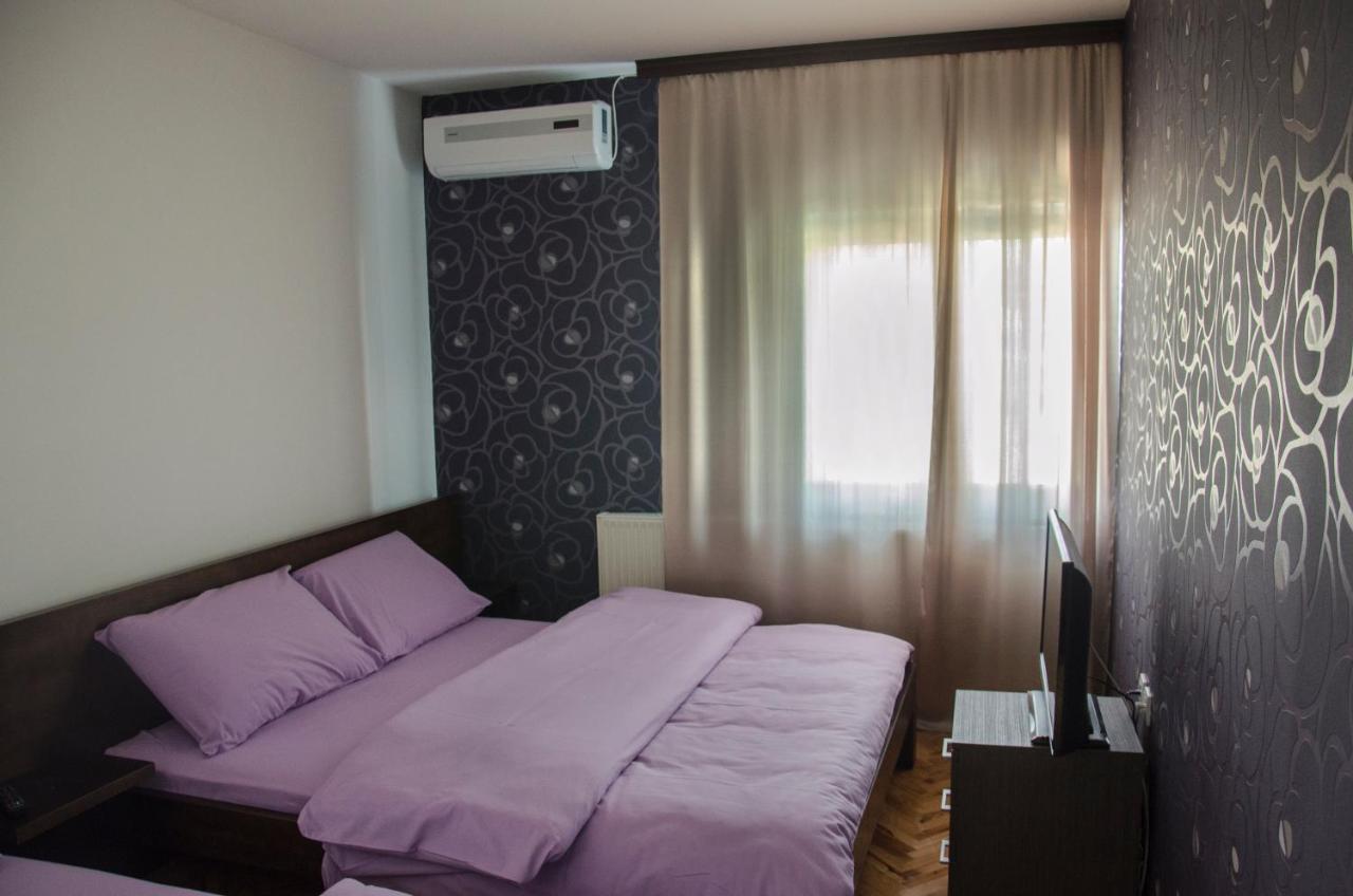 Apartments Rose Hill Belgrado Esterno foto