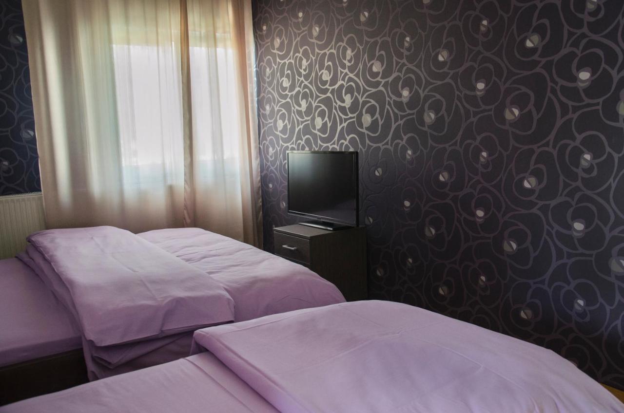 Apartments Rose Hill Belgrado Esterno foto